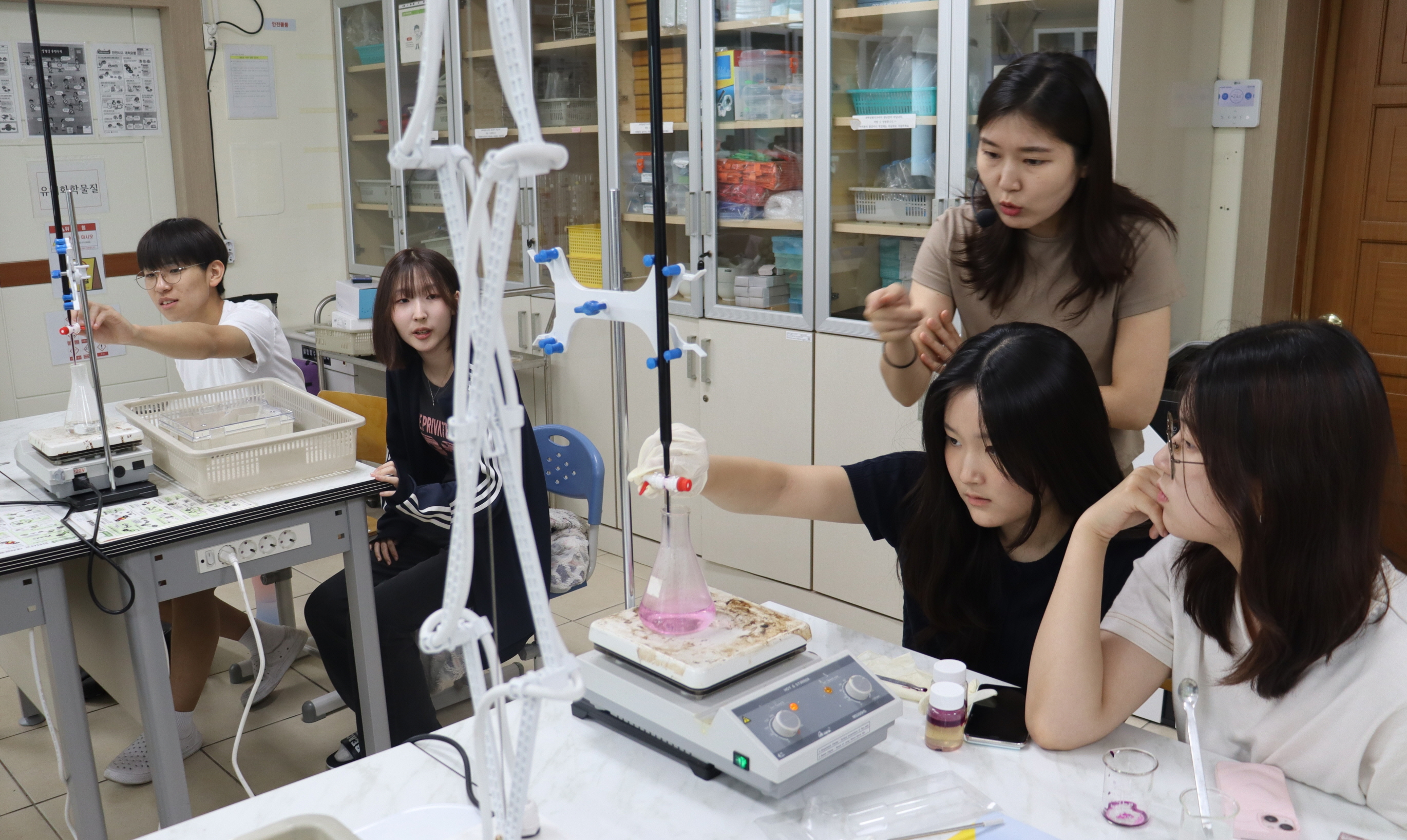 폭염도 식힌 과학 열정… 건양고, 주말 과학 아카데미 ‘성료’